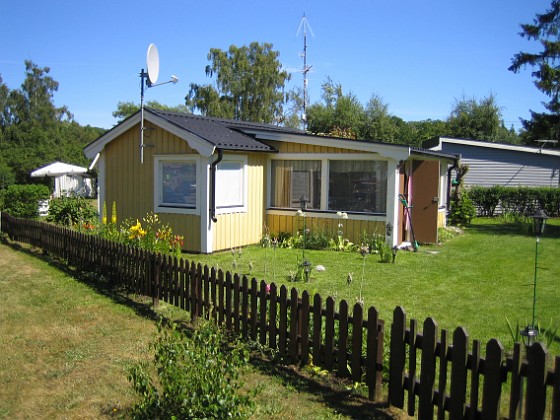 Granudden  
  
2006-07-02 Bild 031  
Granudden  
Färjestaden  
Öland