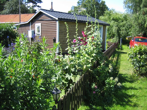 Granudden  
  
2009-07-23 IMG_0004  
Granudden  
Färjestaden  
Öland