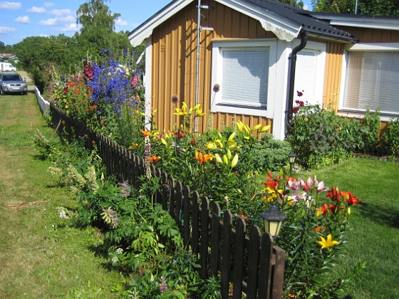 Granudden  
  
2011-07-12 IMG_0077  
Granudden  
Färjestaden  
Öland