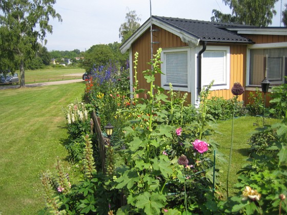   
2012-07-07 IMG_0023  
Granudden  
Färjestaden  
Öland