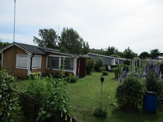 Granudden  
                               Ingen blå himmel idag. Det vankas sannolikt regn också framåt eftermiddagen.  
2016-06-29 Granudden_0002  
Granudden  
Färjestaden  
Öland