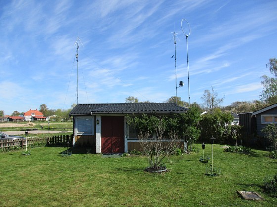Granudden  
Här ser man tre antenner samt en väderstation.  
2020-05-04 Granudden_0035  
Granudden  
Färjestaden  
Öland